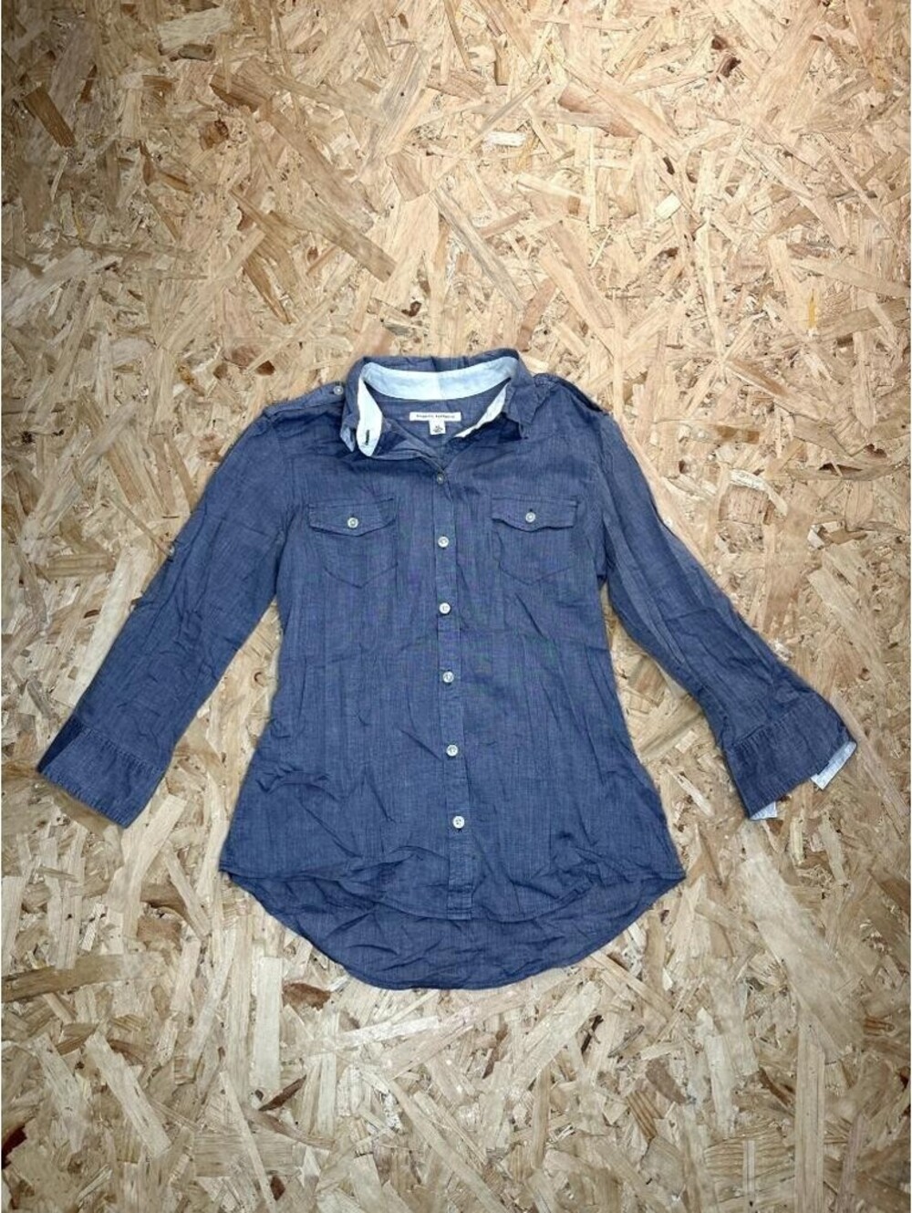 Banana Republic Chambray Shirt Womens XS Blue Cotton Roll Tab Sleeve Button Up